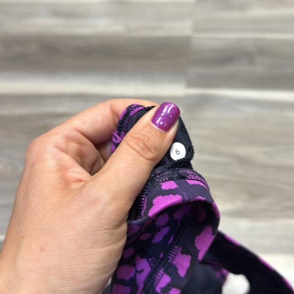 Lululemon Purple Leopard Print Sports Bra size 6 - Picture 6 of 6